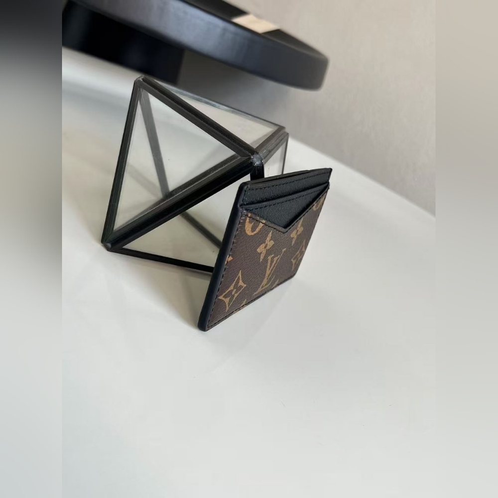 Louis Vuitton Neo Card Holder - Picture 2 of 7